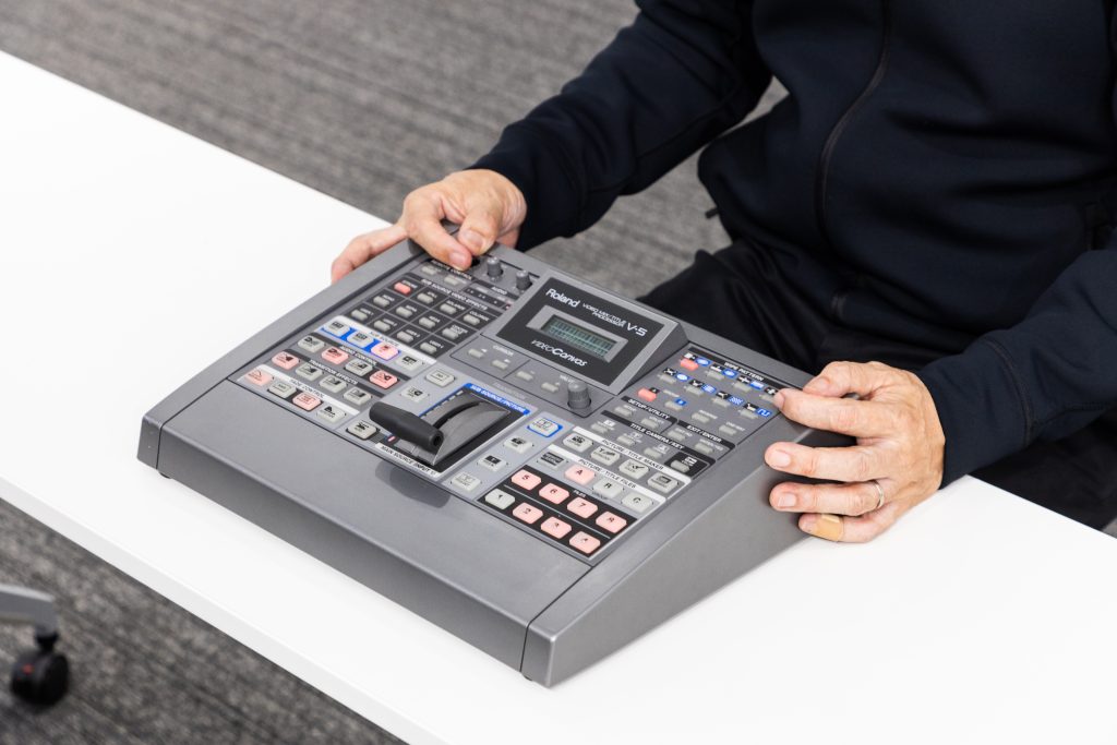 数量限定価格!! Roland スイッチャー CANVAS VIDEO V-5 ビデオミキサー